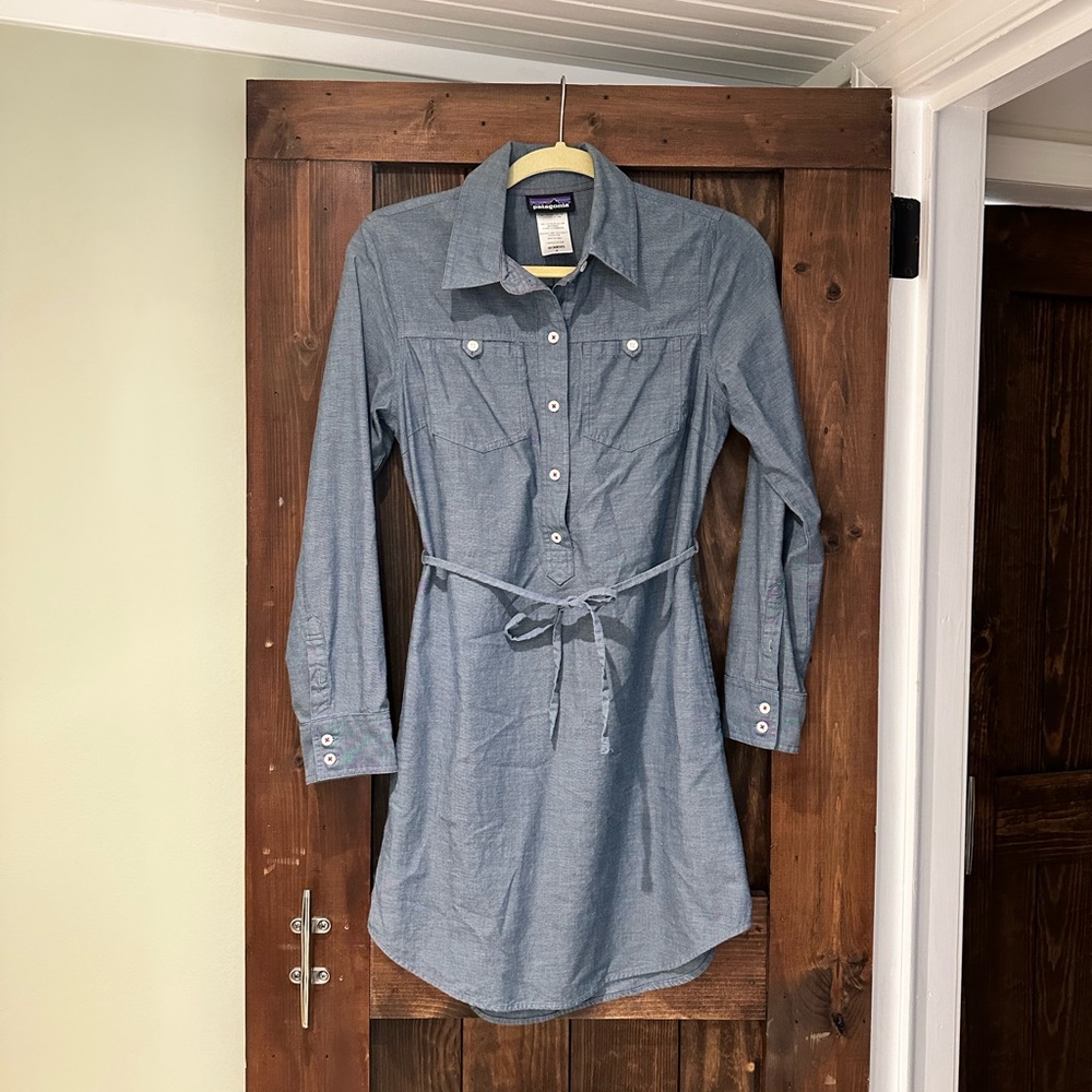 Patagonia denim dress with pockets